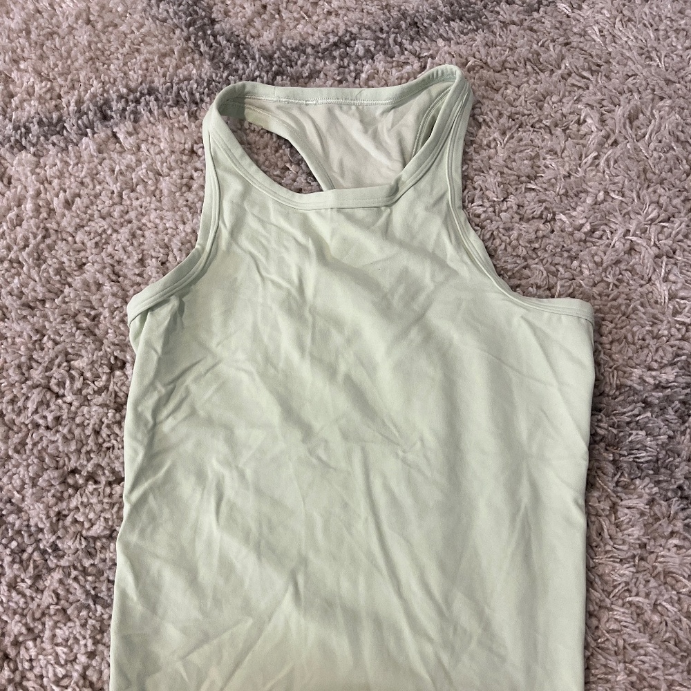 Lululemon green tank